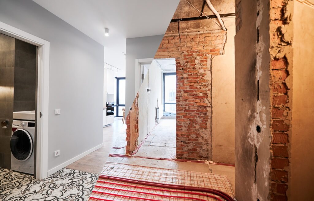 Apartment with heated floor before and after renovation.